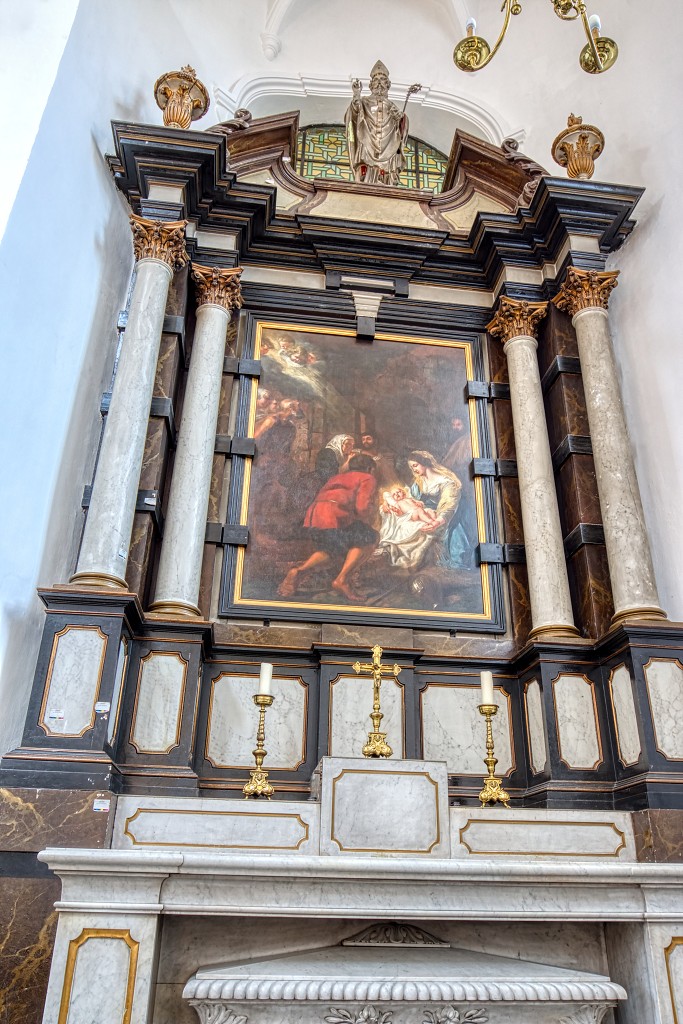 HDR kerkfotografie bedevaart basilique basilica basiliek Hanswijkbasiliek olv hanswijk La Notre-Dame our lady onze lieve vrouw rooms katholiek religie religion bedevaartsoord